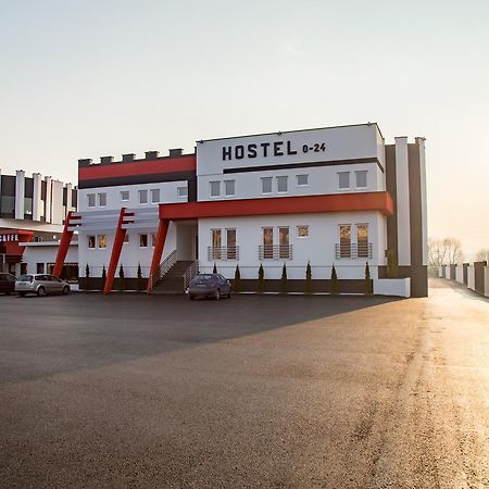 Hostel Tron トラヴニク エクステリア 写真